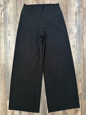 Old Navy Active Powerchill Extra high rise Wide Leg Go Dry Pants Medium